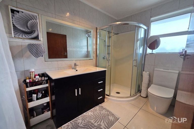 Photo of property in 2/67 Coronation Road, Papatoetoe, Auckland, 2025