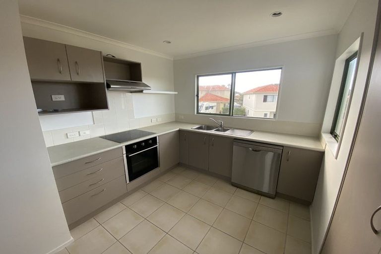 Photo of property in 14 Clea View, Gulf Harbour, Whangaparaoa, 0930