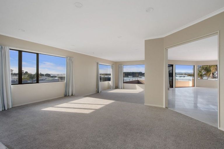 Photo of property in 48 The Esplanade, Omokoroa, 3114