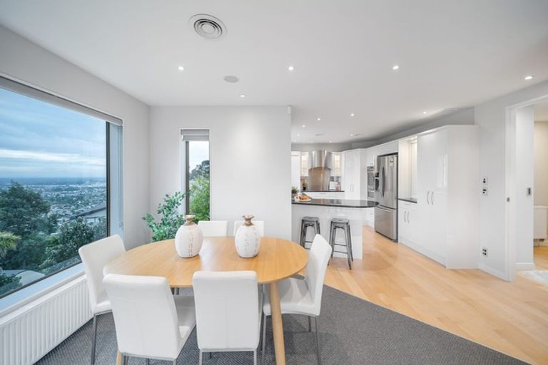 Photo of property in 4 Yelverton Place, Huntsbury, Christchurch, 8022