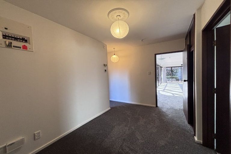 Photo of property in 30a Strowan Road, Strowan, Christchurch, 8052