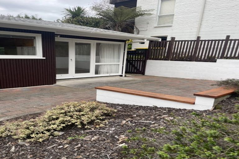 Photo of property in 70 Mountbatten Avenue, Hillcrest, Auckland, 0627