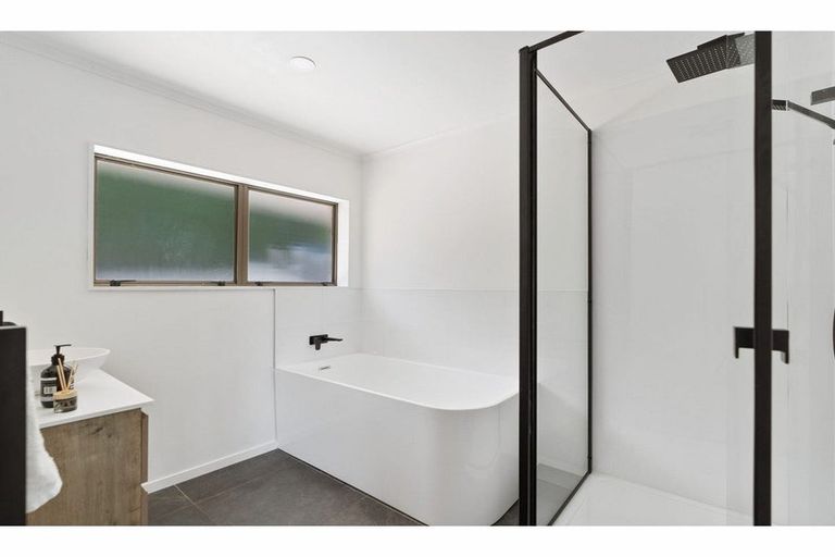 Photo of property in 44b Kendall Road, Kerikeri, 0230