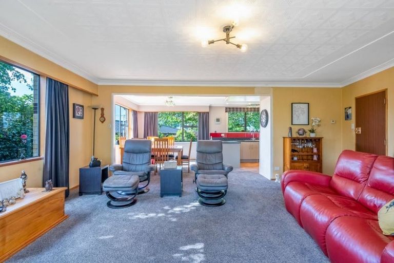 Photo of property in 18 Bullar Street, Grasmere, Invercargill, 9810