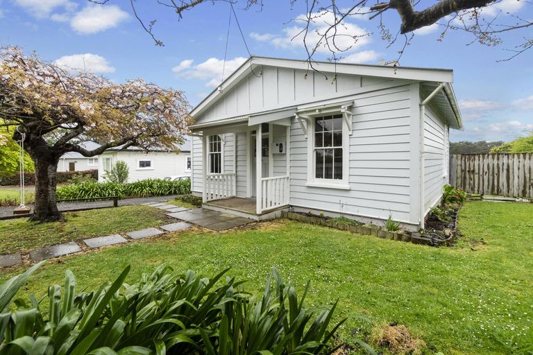 Photo of property in 22 Eynon Road, Morrinsville, 3300