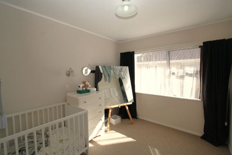 Photo of property in 66 Whiteley Street, Moturoa, New Plymouth, 4310