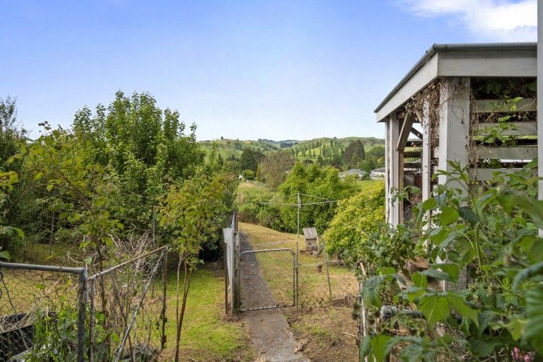 Photo of property in 35 Kiwi Road, Taihape, 4720