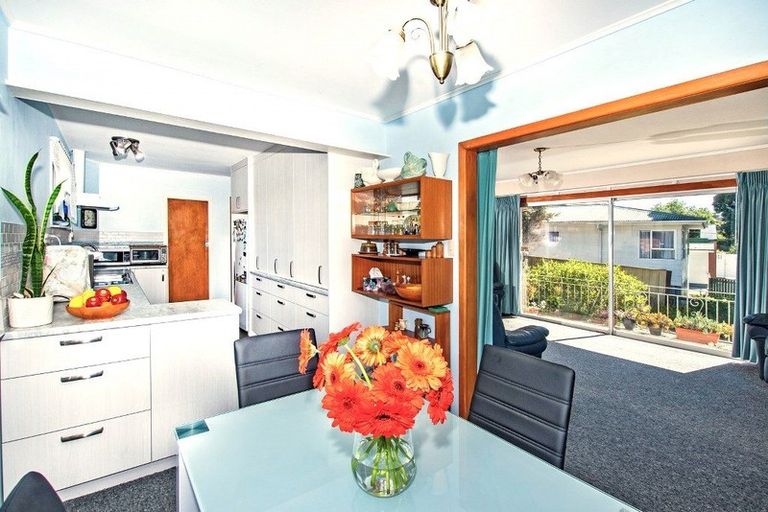 Photo of property in 90 Old Onerahi Road, Onerahi, Whangarei, 0110