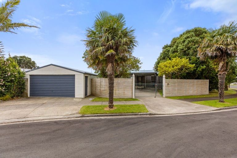 Photo of property in 4 Ludlow Place, Bell Block, New Plymouth, 4312