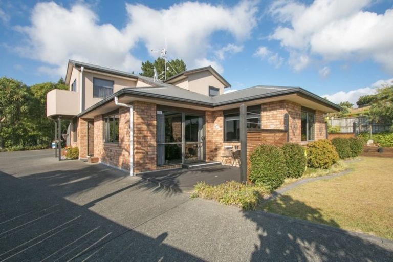 Photo of property in 40 Macmillan Street, Katikati, 3129