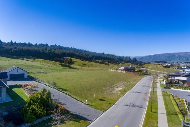 Photo of property in 56 Forest Heights, Wanaka, 9305