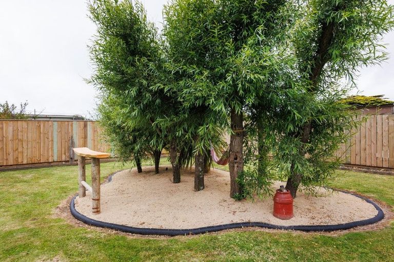 Photo of property in 173 Kahukura Avenue, Waitarere Beach, Levin, 5510