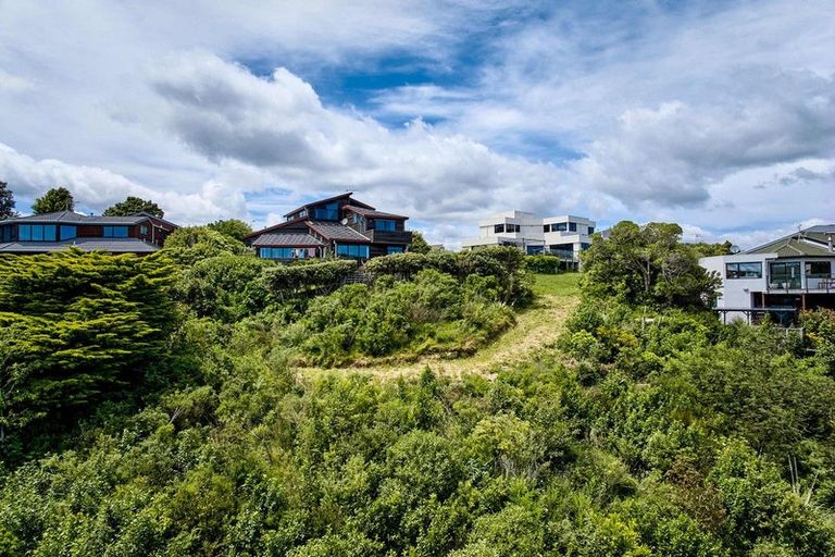 Photo of property in 44 Molyneux Close, Whitby, Porirua, 5024