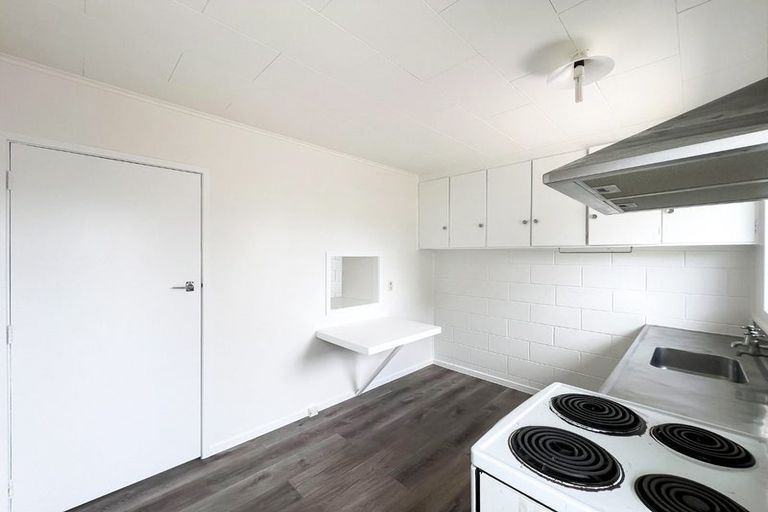 Photo of property in 6/9 Mountain Road, Mount Wellington, Auckland, 1072