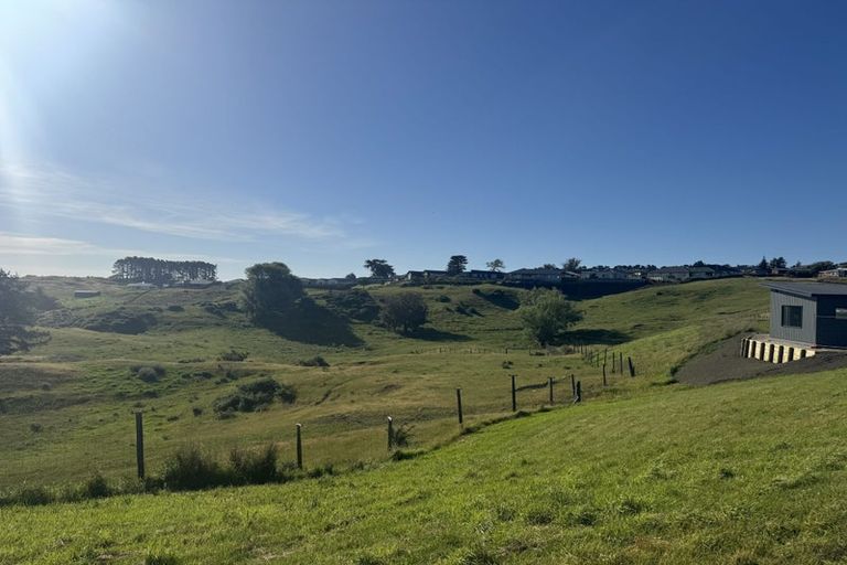 Photo of property in 6 Tangaroa View, Otamatea, 4501