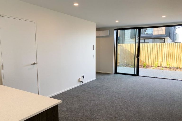 Photo of property in 2/331 Lincoln Road, Addington, Christchurch, 8024