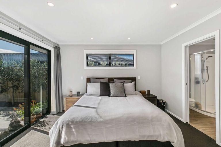 Photo of property in 16 Wahaika Way, Papamoa Beach, Papamoa, 3118
