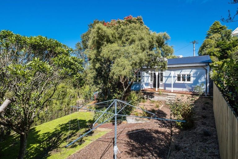 Photo of property in 27 Bruce Street, Roslyn, Dunedin, 9011