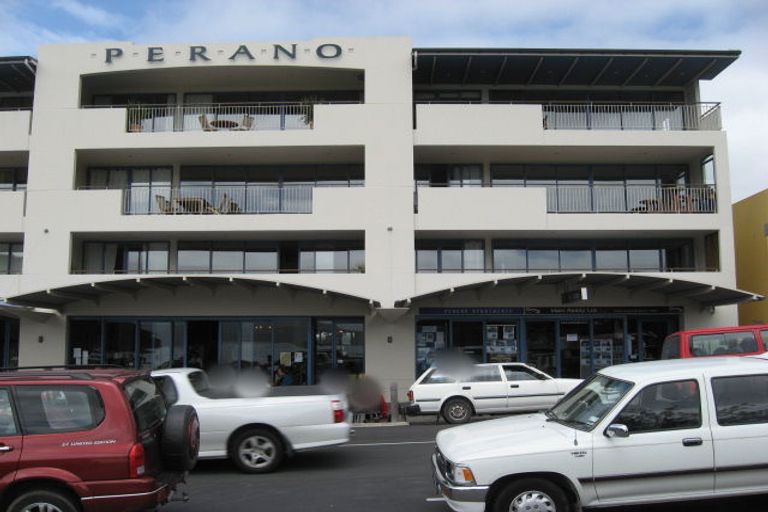 Photo of property in 12-20 London Quay, Picton, 7220