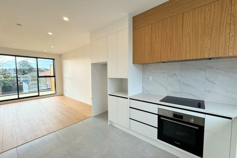Photo of property in 15/28 Lavelle Road, Henderson, Auckland, 0612