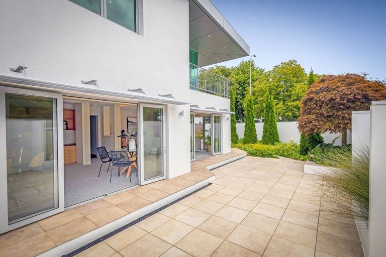 Photo of property in 22 Darvel Street, Riccarton, Christchurch, 8011