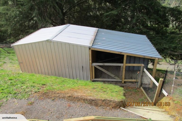 Photo of property in 35 Totara View Road, Wakefield, 7095