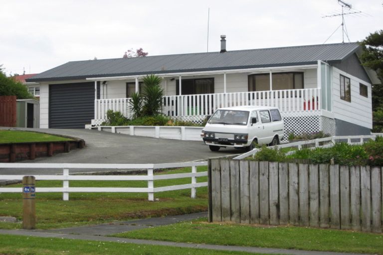 Photo of property in 2/63 Rodney Street, Wellsford, 0900