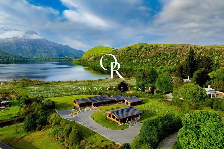 Photo of property in 37 Central Park Avenue, Lake Hayes, Queenstown, 9371