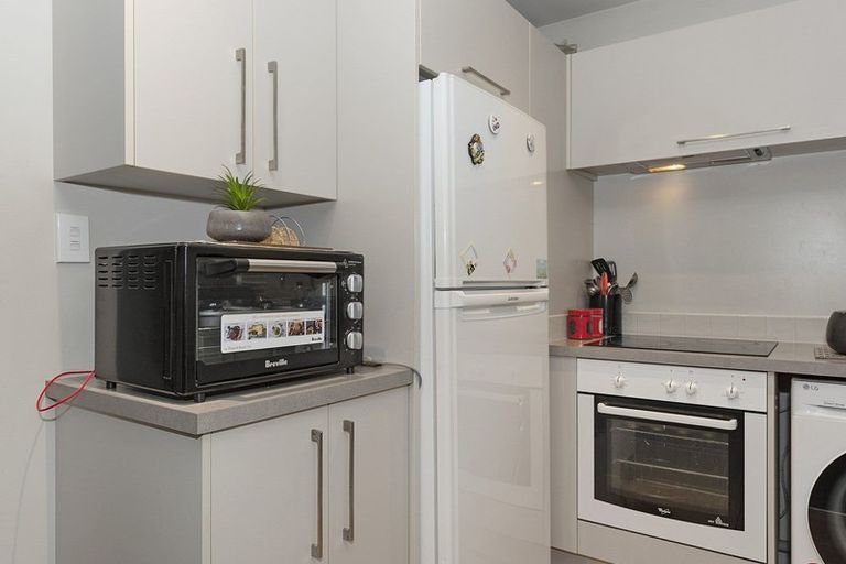 Photo of property in 21c Lyon Street, Frankton, Hamilton, 3204