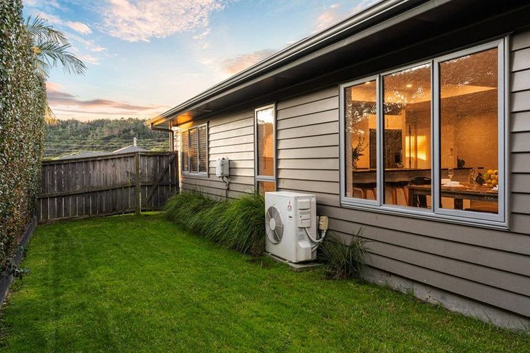 Photo of property in 14 Will Street, Huapai, Kumeu, 0810