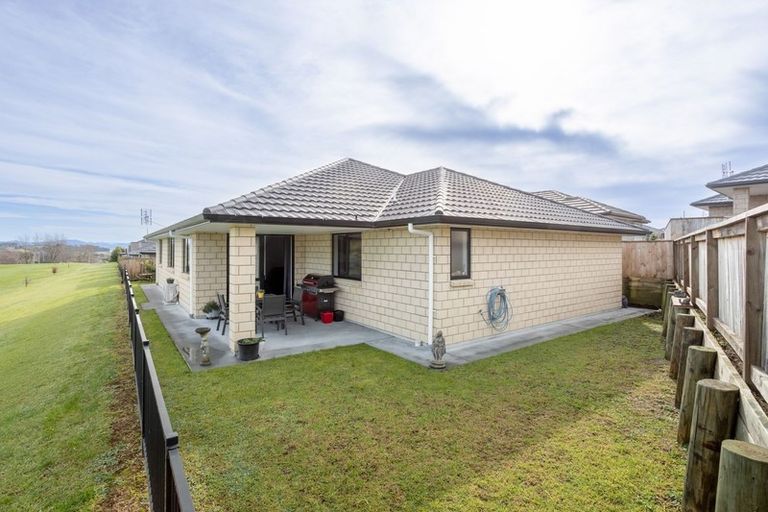 Photo of property in 30 Richardson Road, Omokoroa, 3114
