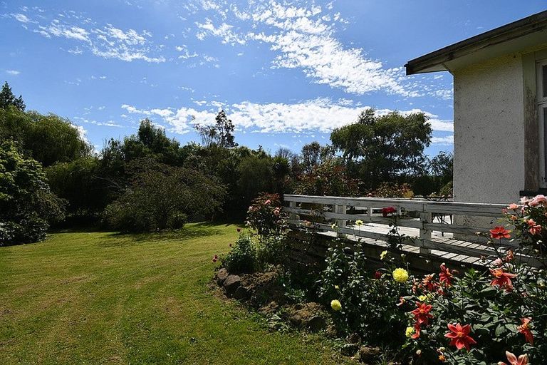 Photo of property in 10 Tarbetness Street, Herbert, Oamaru, 9495