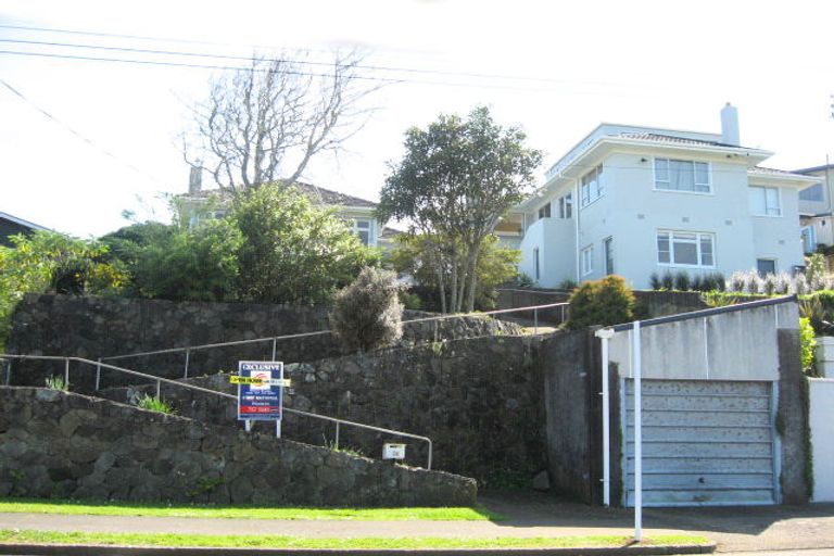 Photo of property in 26 Downe Street, New Plymouth, 4310