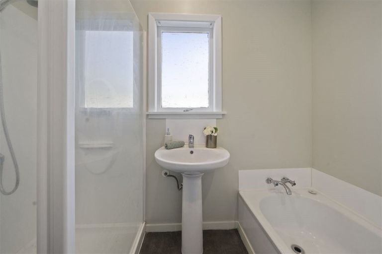 Photo of property in 24 Mcgowan Road, Wainuiomata, Lower Hutt, 5014