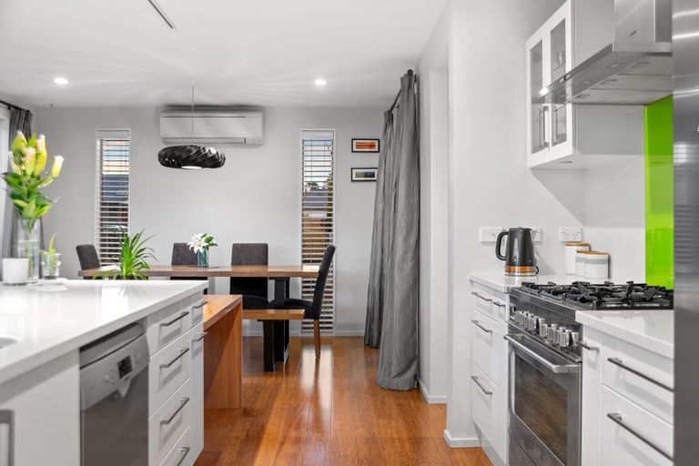 Photo of property in 7 Waterstock Way, Parklands, Christchurch, 8083