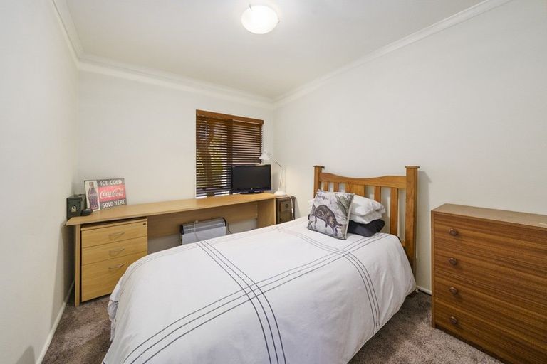 Photo of property in 60 Navigation Drive, Whitby, Porirua, 5024