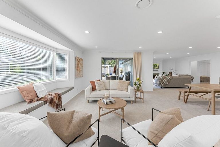 Photo of property in 10f Tupare Place, Highlands Park, New Plymouth, 4312