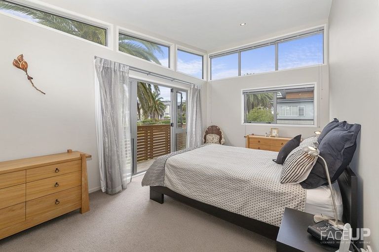 Photo of property in 54 Buckley Avenue, Hobsonville, Auckland, 0616