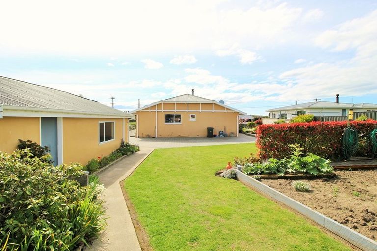 Photo of property in 4 Argyle Street, Weston, Oamaru, 9401