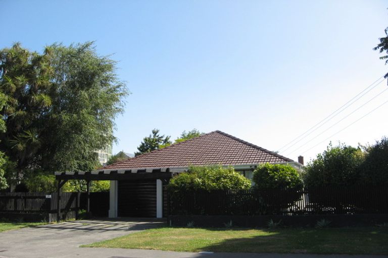 Photo of property in 3/19 Hewitts Road, Merivale, Christchurch, 8014