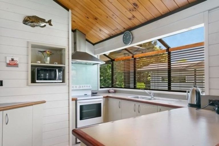 Photo of property in 10 Hawai Street, Two Mile Bay, Taupo, 3330