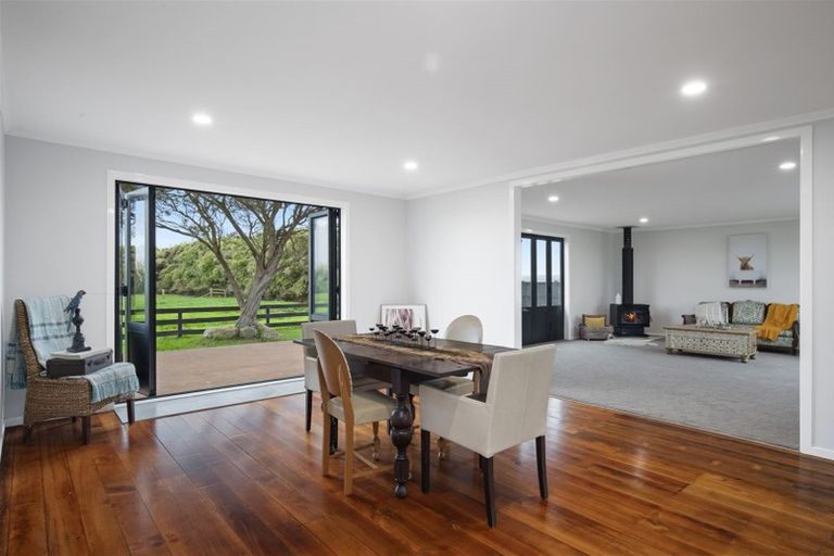 Photo of property in 261 Otaua Road, Otaua, Waiuku, 2682