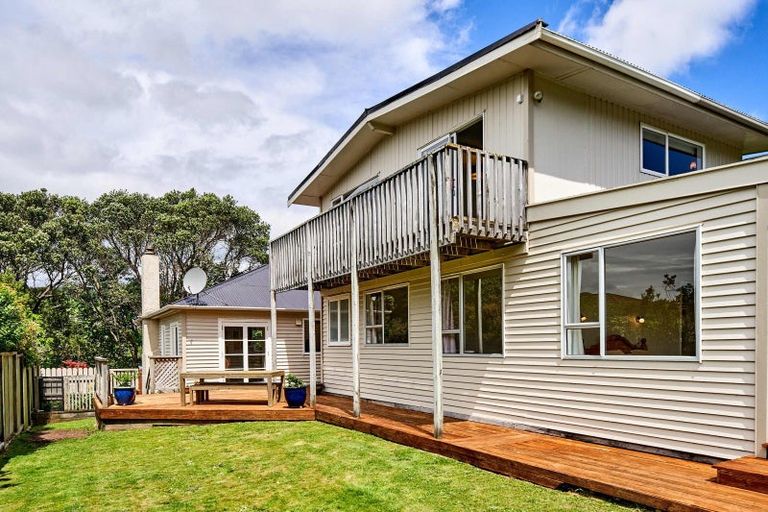 Photo of property in 72 Rawhiti Road, Pukerua Bay, 5026