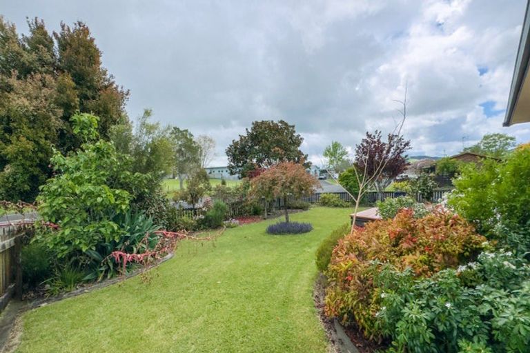 Photo of property in 1 Ohinemuri Place, Paeroa, 3600