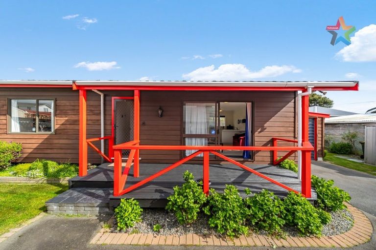 Photo of property in 2/37 Leighton Avenue, Waiwhetu, Lower Hutt, 5010