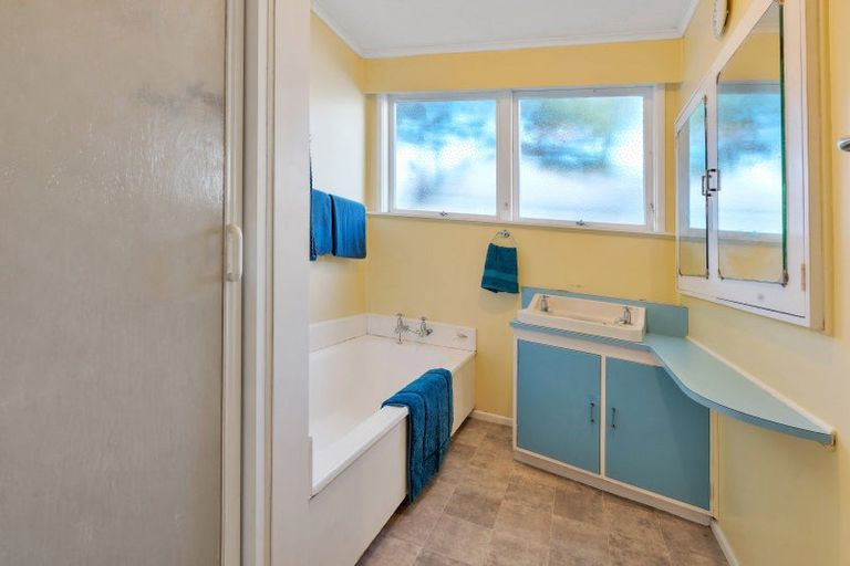 Photo of property in 129 Cook Street, Howick, Auckland, 2014