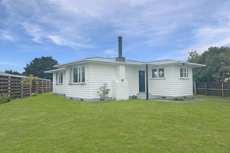 Photo of property in 10 Fergusson Street, Solway, Masterton, 5810