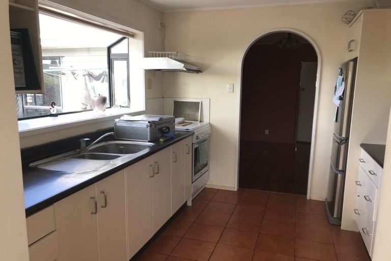 Photo of property in 51 Clevedon Road, Papakura, 2110