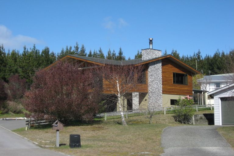 Photo of property in 7 Asher Avenue, Motuoapa, 3382