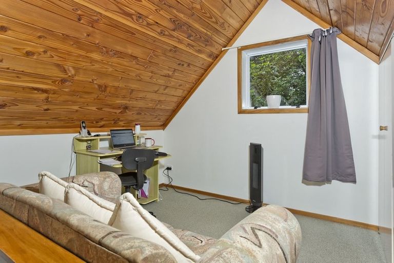 Photo of property in 18 Dene Court Lane, Greenhithe, Auckland, 0632